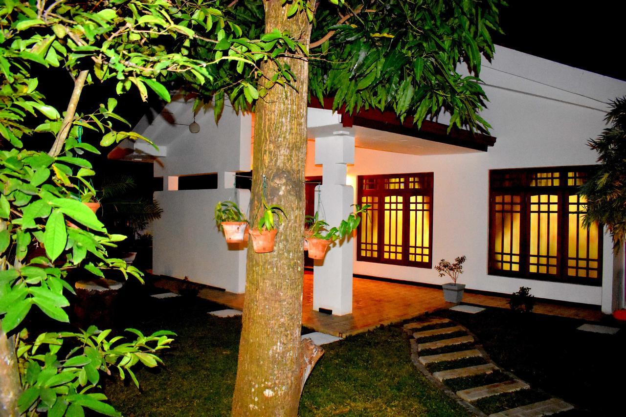 Leonine Villa Yala 티사마하라마 외부 사진